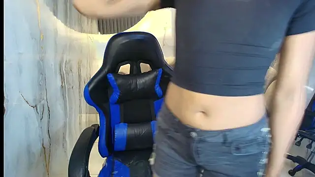 katty berry r online show from October 21, 2025, 7:36 pm