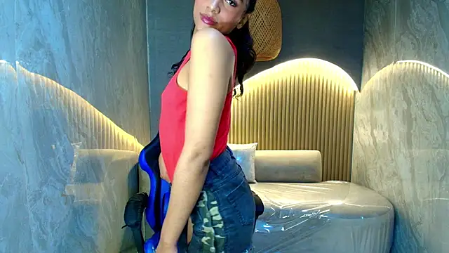 katty berry r online show from November 27, 2025, 12:29 pm