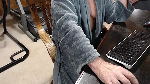 Snapshot of billy471 chatting on November 24, 2025, 4:40 pm billy471 online show from November 24, 2025, 4:40 pm