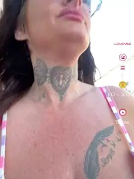IrishmilfAnna online show from May 27, 2026, 6:10 am