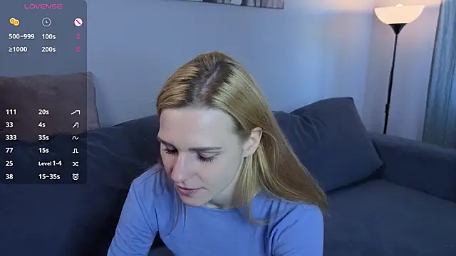 Snapshot of HelenMartines chatting on September 11, 2025, 10:37 am HelenMartines online show from September 11, 2025, 10:37 am