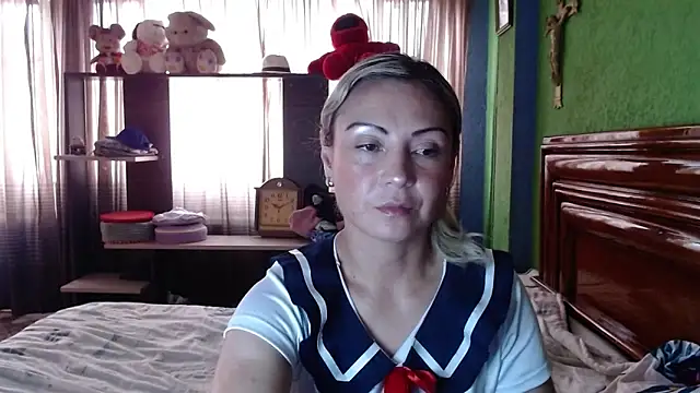 Snapshot of _Charlize_theron_ chatting on September 16, 2025, 8:10 pm Charlize theron online show from September 16, 2025, 8:10 pm