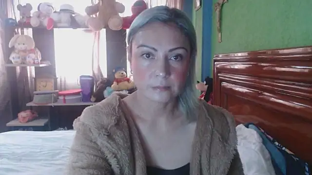 Snapshot of _Charlize_theron_ chatting on January 7, 2026, 8:55 pm Charlize theron online show from January 7, 2026, 8:55 pm