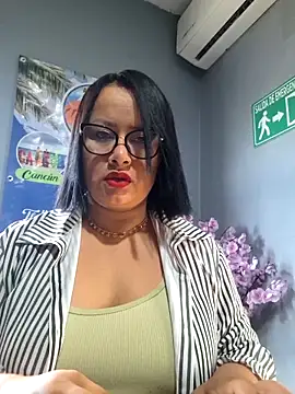 Milagros-hot online show from October 14, 2025, 2:07 pm