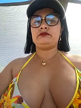 Milagros-hot online show from October 19, 2025, 7:47 pm