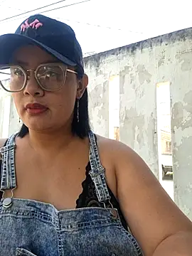 Milagros-hot online show from November 15, 2025, 2:02 pm