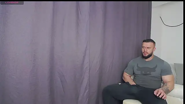 Snapshot of RickyMiami1 chatting on March 30, 2026, 6:53 pm RickyMiami1 online show from March 30, 2026, 6:53 pm