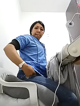 Snapshot of pocahontas_nex chatting on November 21, 2025, 3:33 pm pocahontas nex online show from November 21, 2025, 3:33 pm