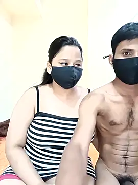 Snapshot of Beautiful_couple_70 chatting on February 20, 2026, 5:46 pm Beautiful couple 70 online show from February 20, 2026, 5:46 pm