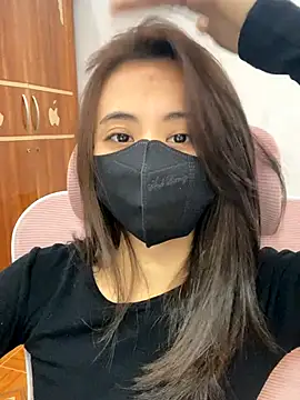 Mochi21 online show from November 17, 2025, 4:07 am