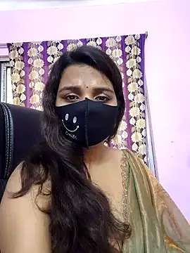 cutie pei002 online show from February 24, 2026, 6:11 am