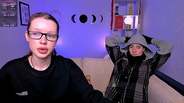 Snapshot of khloebeauty chatting on February 28, 2026, 8:10 pm khloebeauty online show from February 28, 2026, 8:10 pm