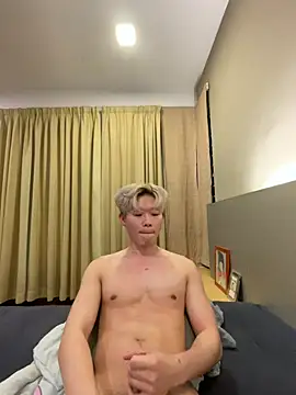 zachlee 69 online show from April 4, 2026, 5:32 pm