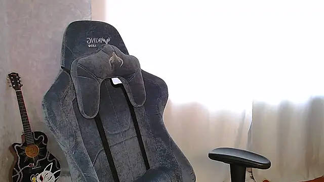 Molly  Mur online show from September 10, 2025, 2:00 am