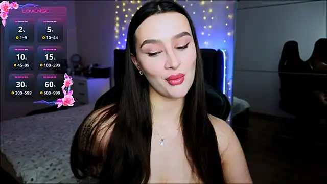 Snapshot of Veronica_Larsson chatting on July 7, 2026, 7:29 pm Veronica Larsson online show from July 7, 2026, 7:29 pm