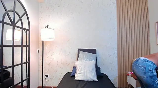 Snapshot of aliceandsia chatting on January 12, 2026, 4:23 pm aliceandsia online show from January 12, 2026, 4:23 pm