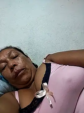 Naomi-Mature online show from September 24, 2025, 9:01 am