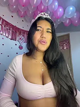 Snapshot of SharaRous chatting on February 26, 2026, 2:21 am SharaRous online show from February 26, 2026, 2:21 am