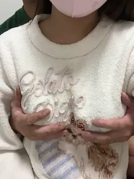 erokami36 online show from October 28, 2025, 1:47 pm