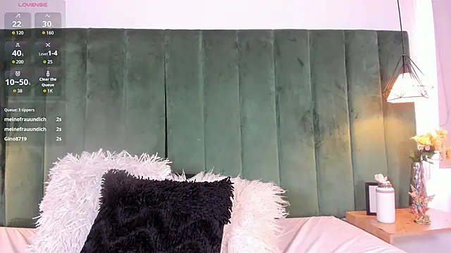 kittyy milk 001 online show from October 23, 2025, 8:29 pm