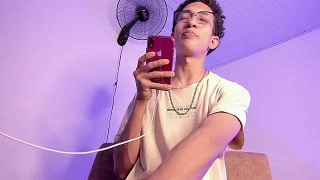 Snapshot of Cj_davis_ chatting on January 7, 2026, 8:33 pm Cj davis online show from January 7, 2026, 8:33 pm