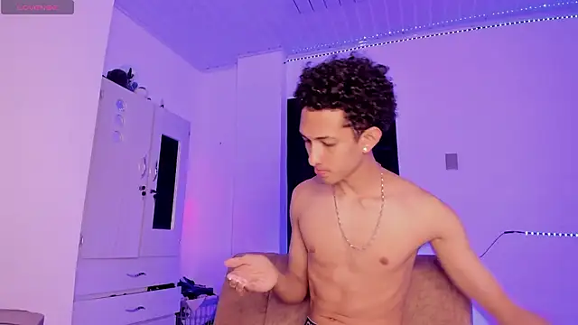 Snapshot of Cj_davis_ chatting on January 18, 2026, 12:36 am Cj davis online show from January 18, 2026, 12:36 am