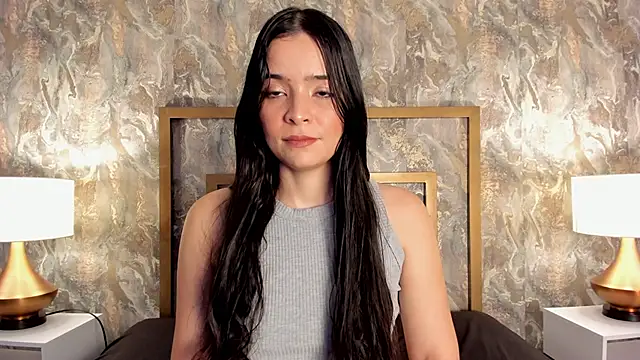 DannaBelucci online show from December 14, 2025, 2:00 pm