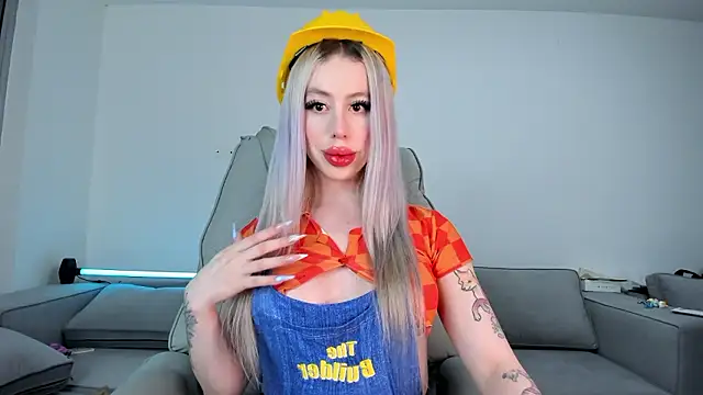 Snapshot of Sweet_Soffi chatting on February 26, 2026, 2:43 am Sweet Soffi online show from February 26, 2026, 2:43 am