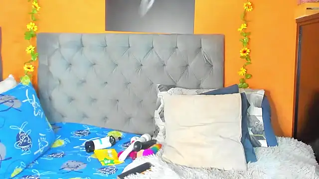 nahiroby ebony online show from July 21, 2026, 2:19 pm