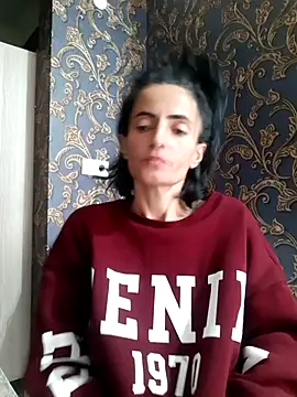 Gecenin Kralicesi online show from November 9, 2025, 6:44 am