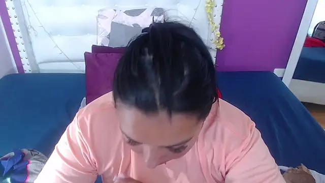 fat naughtyass online show from November 27, 2025, 2:30 pm