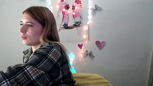 Snapshot of JuiceLips__ chatting on November 27, 2025, 1:57 pm JuiceLips online show from November 27, 2025, 1:57 pm