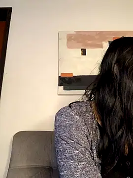 KloePink  online show from October 8, 2025, 12:03 pm