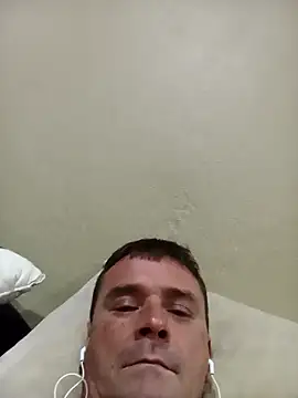 Rudie1 online show from November 13, 2025, 11:47 pm