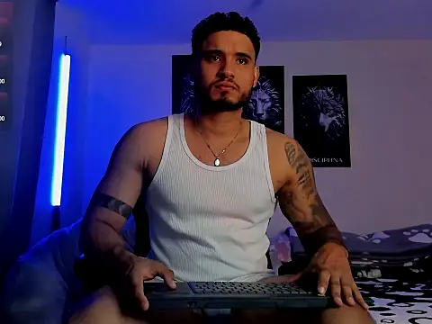 Snapshot of Austin_torres_ chatting on October 17, 2025, 2:26 am Austin torres online show from October 17, 2025, 2:26 am