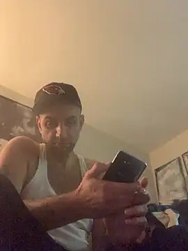 Snapshot of Hothotboyg chatting on March 6, 2026, 2:35 pm Hothotboyg online show from March 6, 2026, 2:35 pm