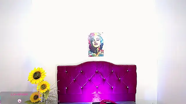 Snapshot of luisa__torres chatting on March 6, 2026, 3:25 am luisa torres online show from March 6, 2026, 3:25 am