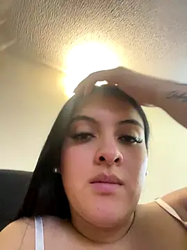 Snapshot of marianm29 chatting on November 28, 2025, 4:26 am marianm29 online show from November 28, 2025, 4:26 am