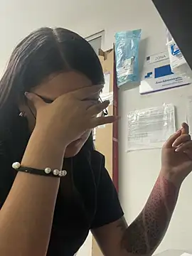 Snapshot of marianm29 chatting on January 14, 2026, 2:01 pm marianm29 online show from January 14, 2026, 2:01 pm