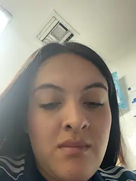 Snapshot of marianm29 chatting on February 18, 2026, 12:50 am marianm29 online show from February 18, 2026, 12:50 am