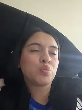 Snapshot of marianm29 chatting on February 27, 2026, 2:00 am marianm29 online show from February 27, 2026, 2:00 am