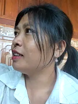 Angela-babyxx online show from October 17, 2025, 1:20 am