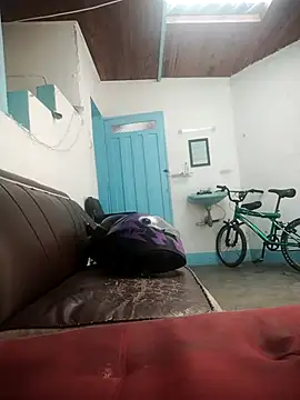 Snapshot of _yefez chatting on November 18, 2025, 6:34 pm yefez online show from November 18, 2025, 6:34 pm