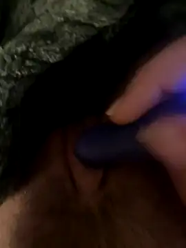 Mellywelly online show from September 17, 2025, 5:42 am