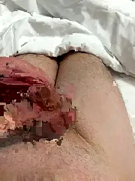 lolo33500 online show from October 7, 2025, 7:55 pm