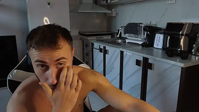 RyanStorm  online show from November 6, 2025, 2:29 pm