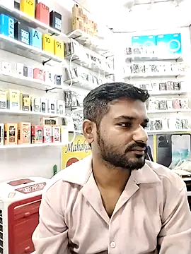 avi007p online show from October 19, 2025, 1:01 pm