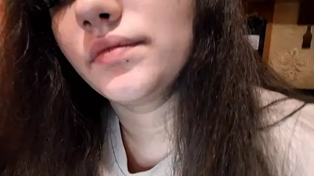 Snapshot of DierdreCousineau chatting on November 8, 2025, 10:48 am DierdreCousineau online show from November 8, 2025, 10:48 am