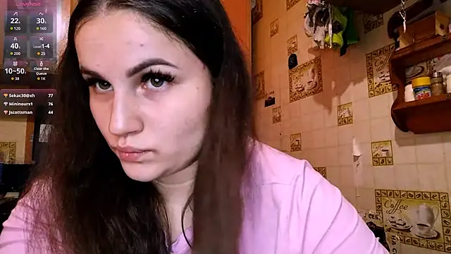 Snapshot of DierdreCousineau chatting on November 10, 2025, 10:14 am DierdreCousineau online show from November 10, 2025, 10:14 am