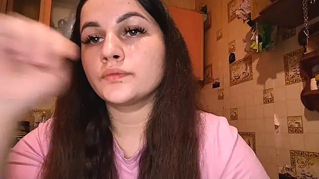 Snapshot of DierdreCousineau chatting on November 24, 2025, 10:37 am DierdreCousineau online show from November 24, 2025, 10:37 am